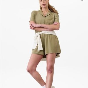 Athleta Avenue Short Sleeve Romper